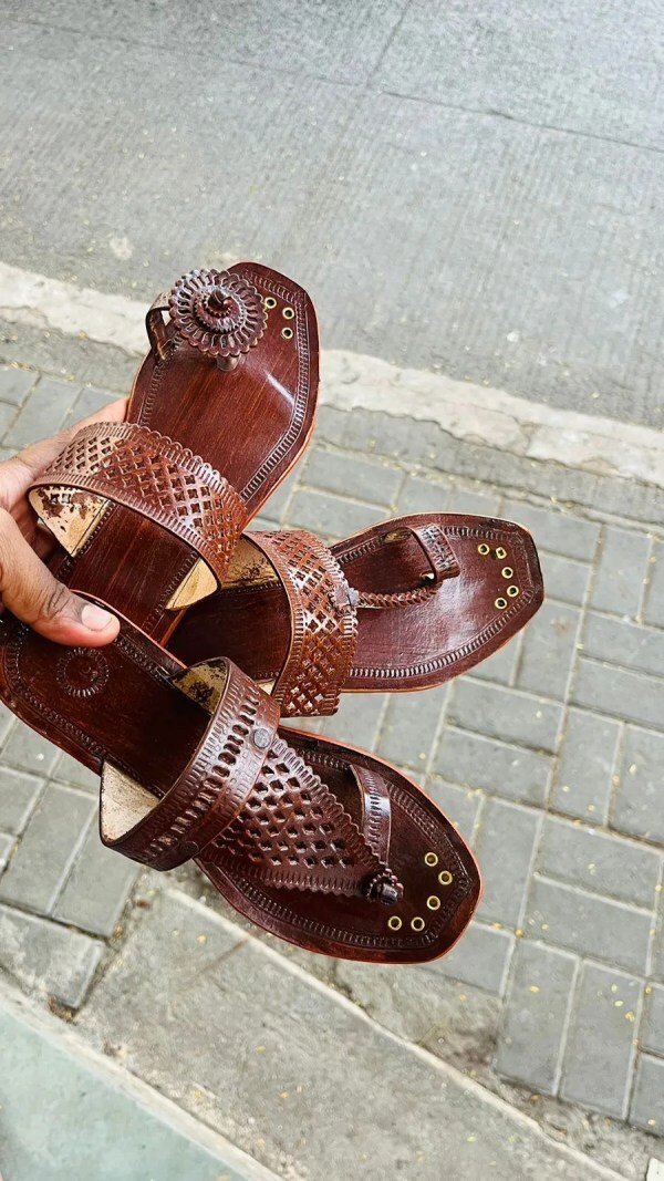 Brown Ladies Kolhapuri Chappal